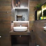 Modern 40m2 Balcony Parking Netflix *