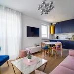 Modern 40m2 Balcony Parking Netflix *