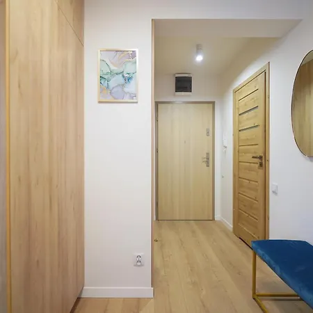 Modern 40m2 Balcony Parking Netflix * Kolobřeh