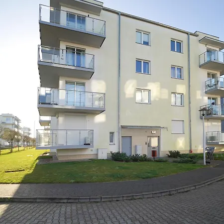 Modern 40m2 Balcony Parking Netflix Apartmán Kolobřeh